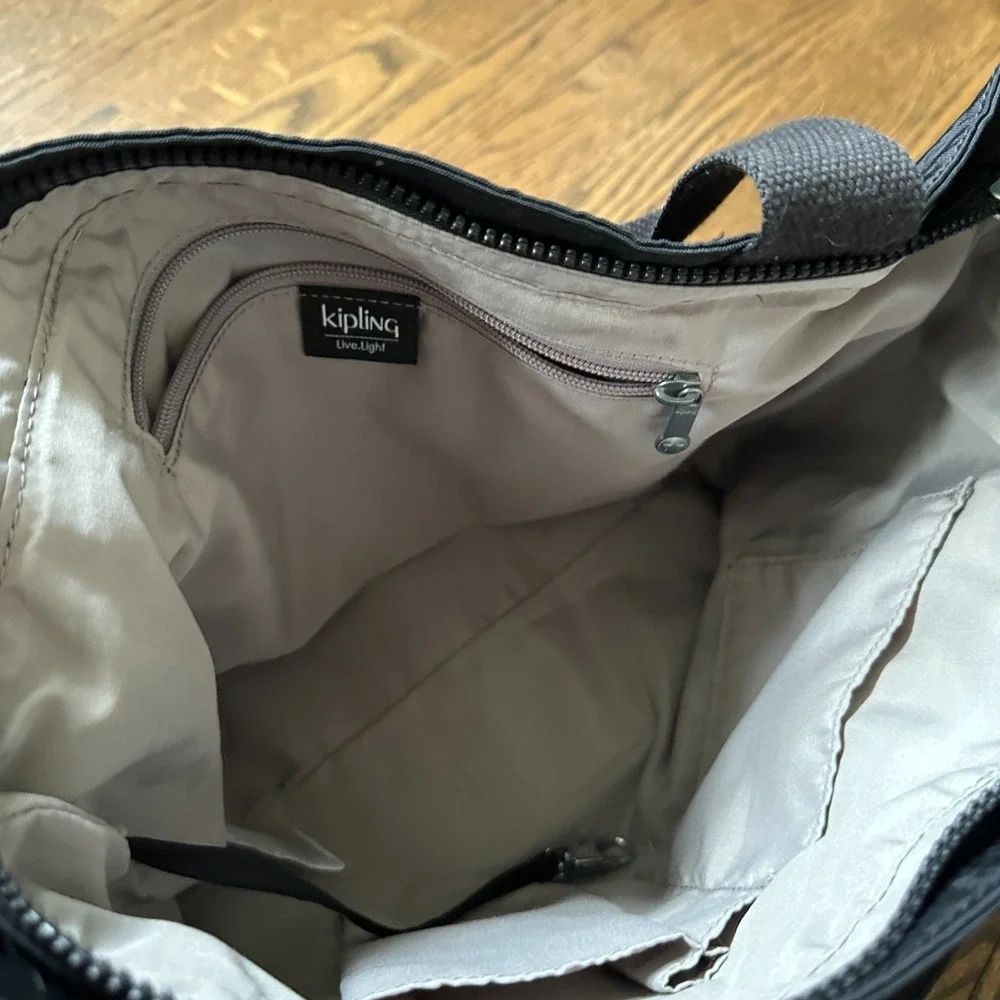 Kipling Jerimiah Tote Bag Black Nylon Zip Closure Travel Purse Medium